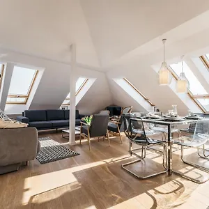 Apartment Penthouse Skyline - Loftaffair